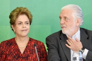 Dilma Rousseff e Jaques Wagner (Evaristo Sá/AFP)