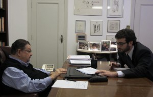 Delfim Netto concede entrevista ao autor, em seu escritório em SP. (Werther Santana, Estadão, 29/07/2015)