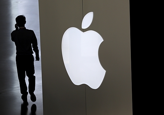 Apple não cria um novo produto desde 2010, quando surgiu o iPad (Foto: AP Photo/Andy Wong)