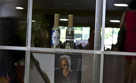 Perfumes 'Che' e 'Hugo' lançados por laboratório estatal cubano: 'cheiro de heroísmo e galhardia' (AP)